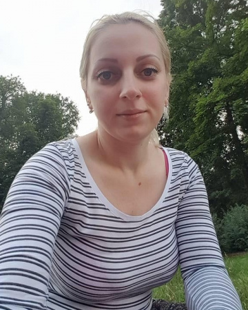 Flirten neben beziehung